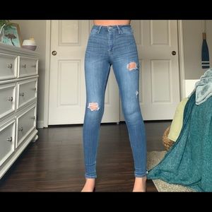 Hollister jeans